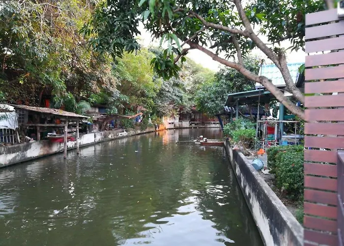 Hotel Aiims Tales Canal Boutique House Bangkok